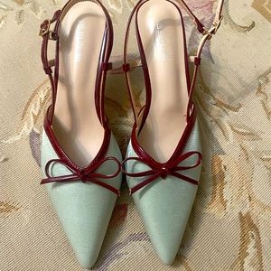 Beautiful satin pistachio and burgundy kitten heels, size 8